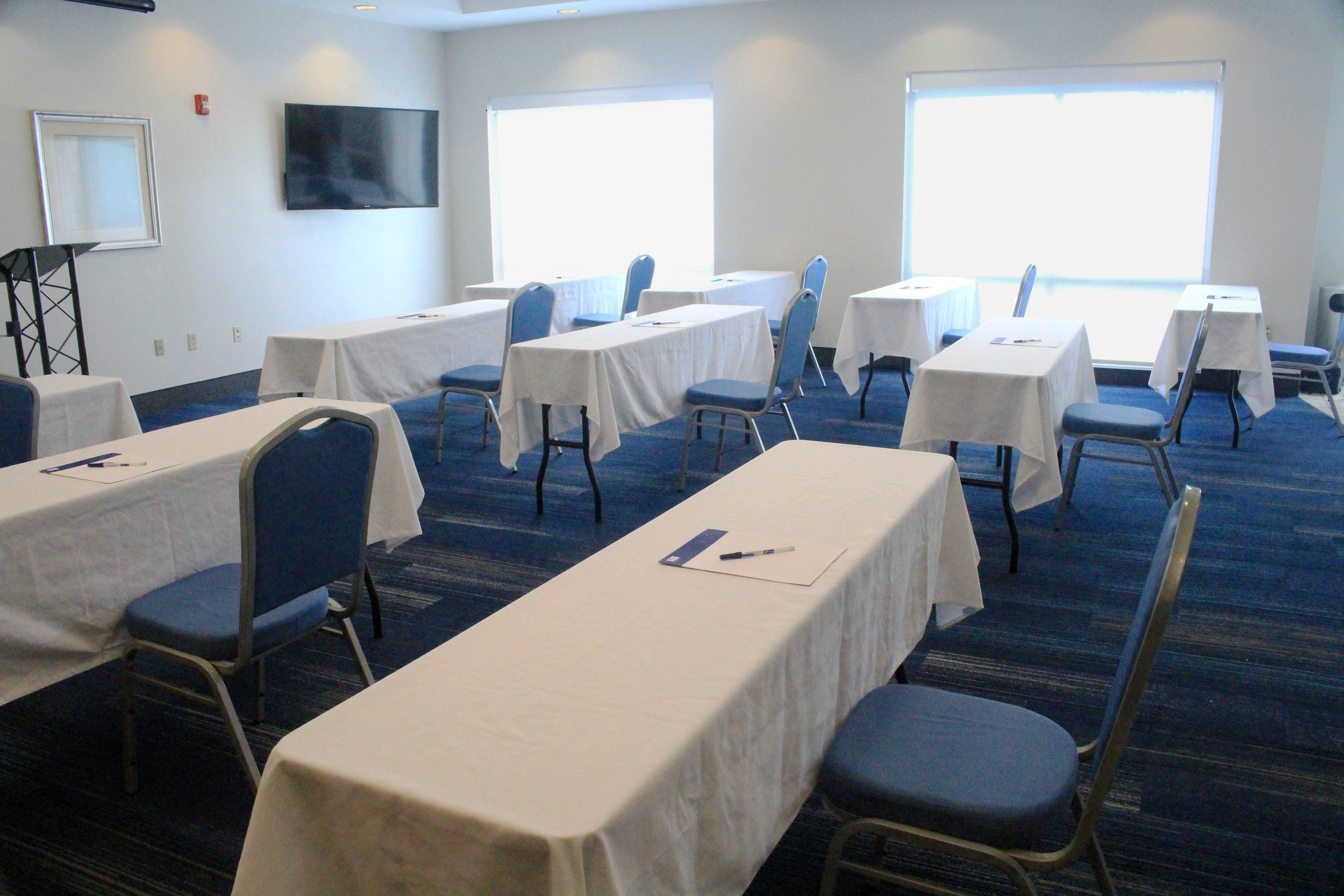 Holiday Inn Express Leland - Wilmington Area By Ihg Exterior photo