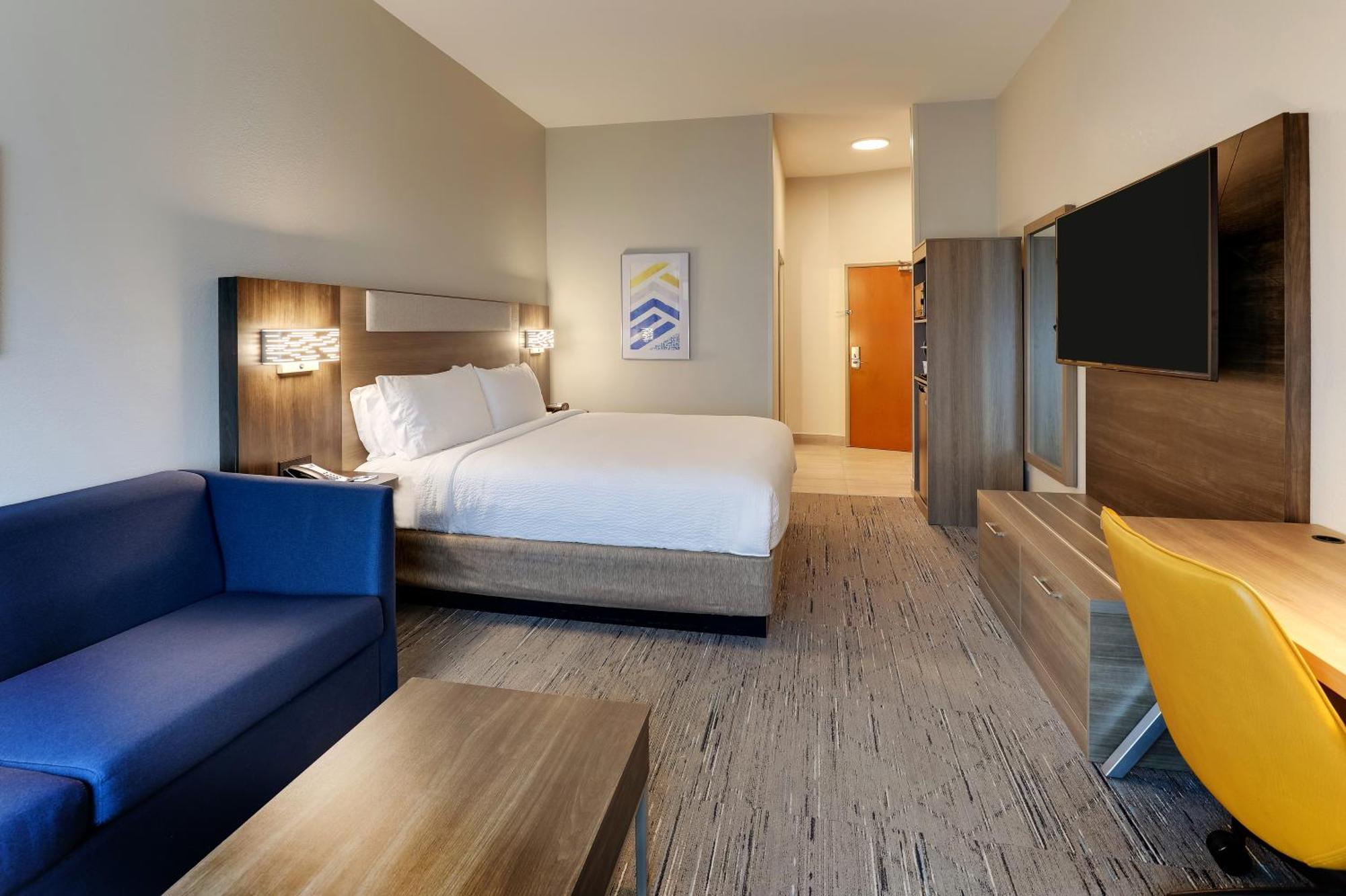 Holiday Inn Express Leland - Wilmington Area By Ihg Exterior photo